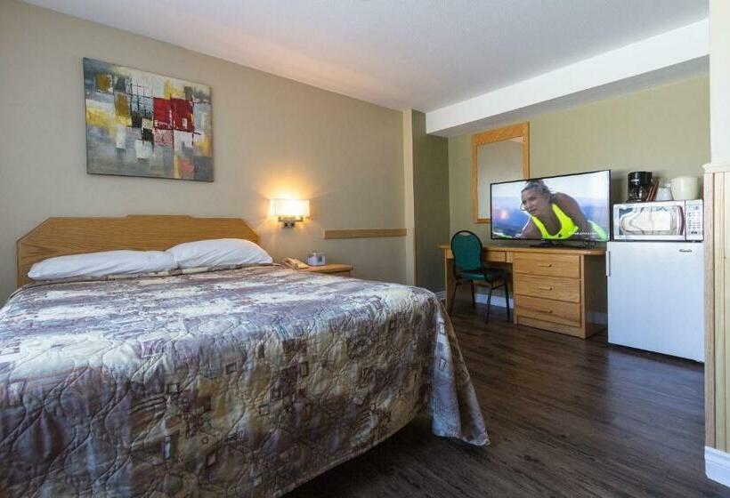 标准三人间, Howey Bay Motel