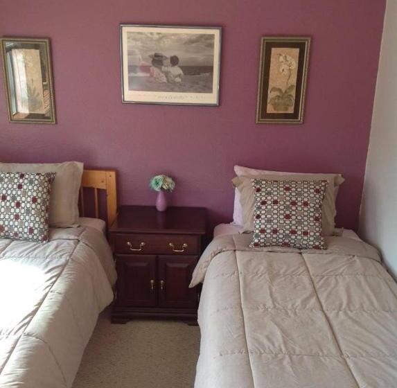 Quarto Estandar com Sacada, A Hyde Away Inn B&b