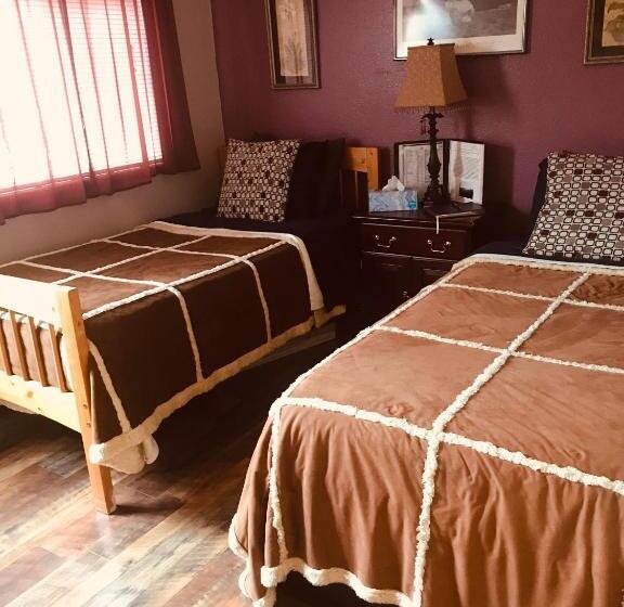 Номер Стандарт с Балконом, A Hyde Away Inn B&b