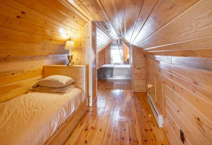 Номер Стандарт, A Stay Inn Ely