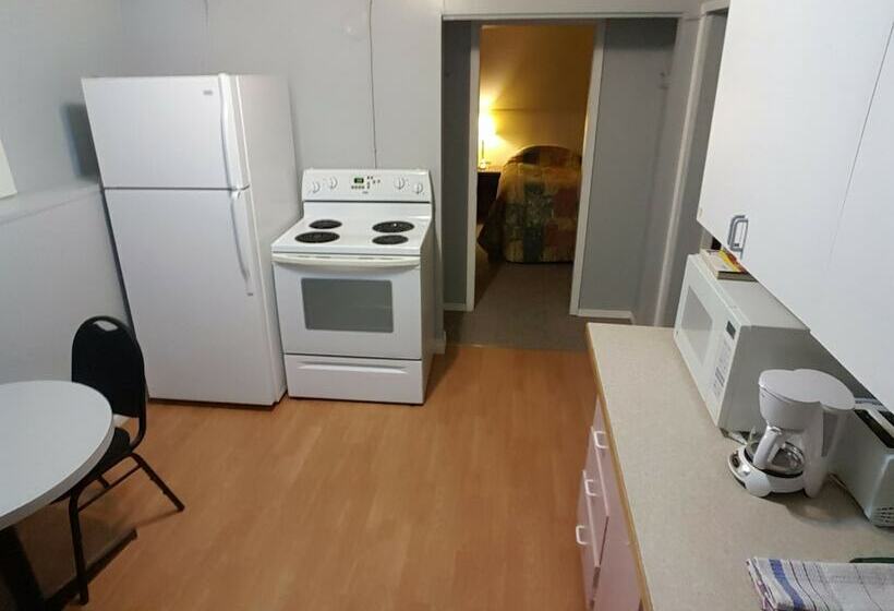 Студия Deluxe, Centennial Motel