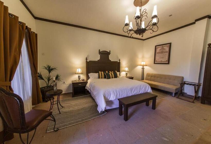 デラックススイート, La Casona Minera