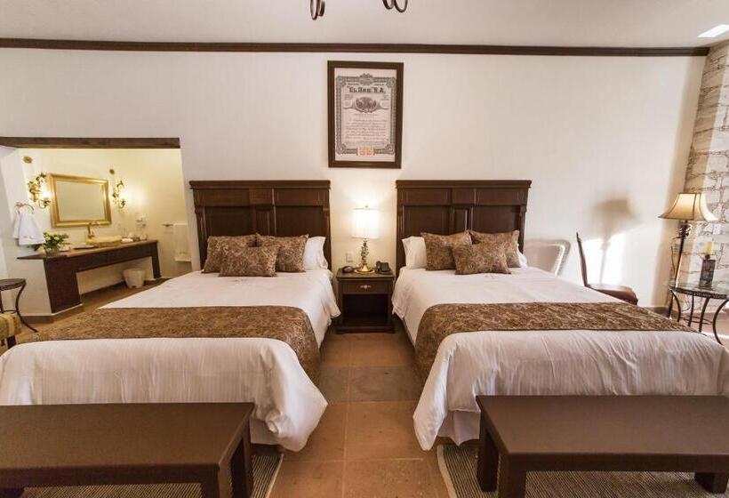 デラックススイート, La Casona Minera