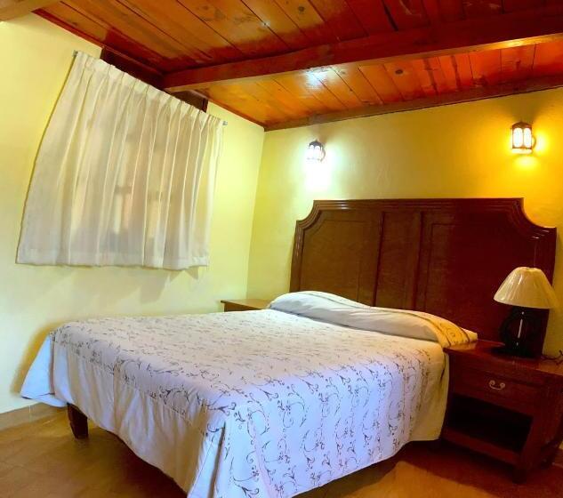 Quarto Estandar, Posada Castillo