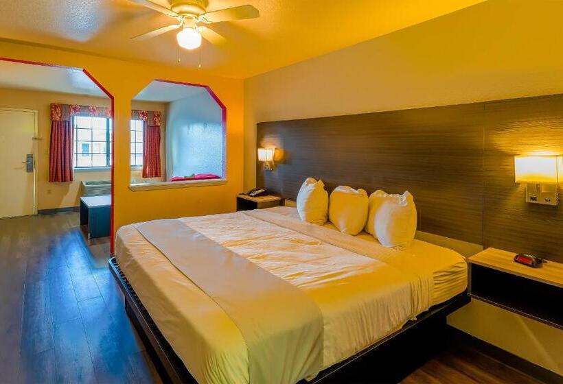 Номер Премиум, Regency Inn & Suites