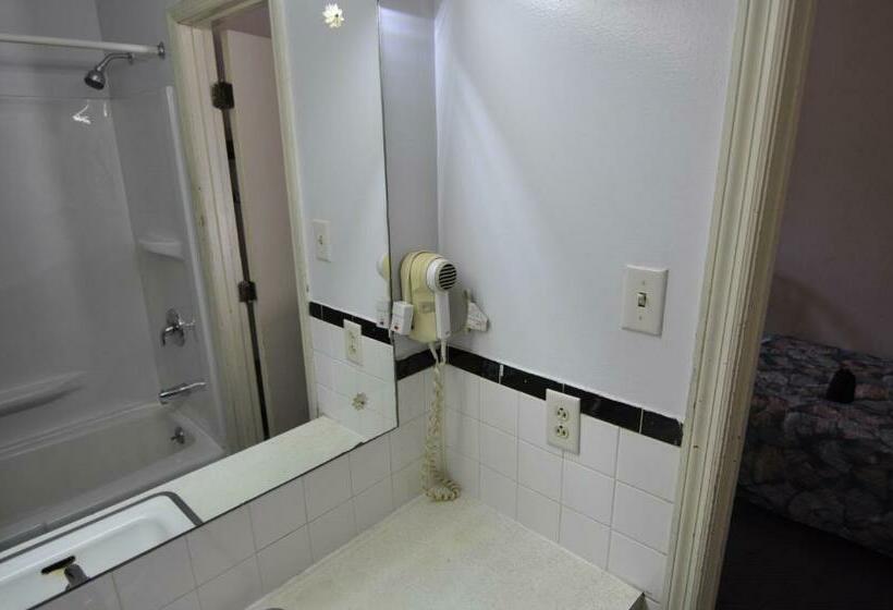 스탠다드 룸, Budget Inn Near Westrock