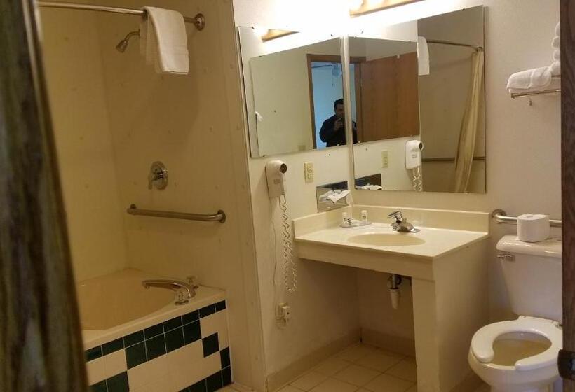 جناح مزود بجاكوزى, Inn Of The Pines