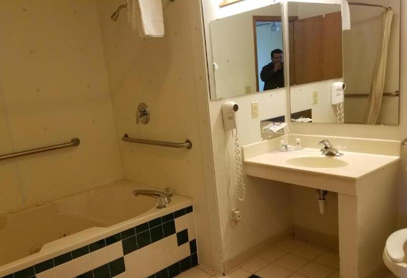 Люкс с гидромассажем, Inn Of The Pines