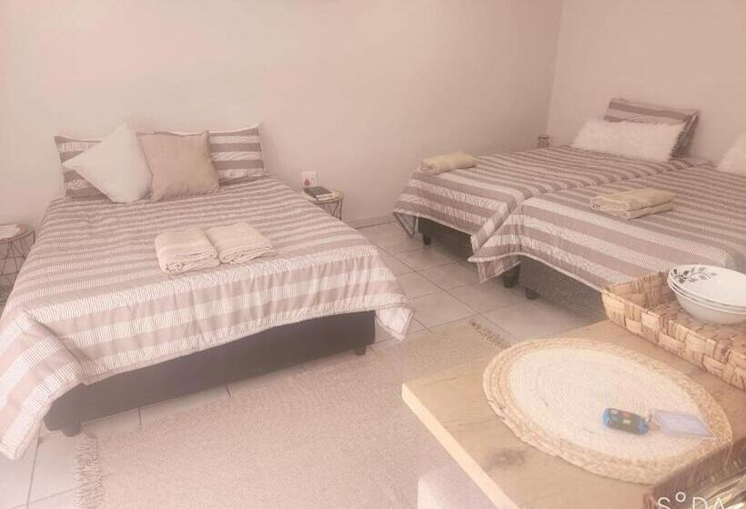 Семейный Номер Deluxe, Opiepad Guesthouse