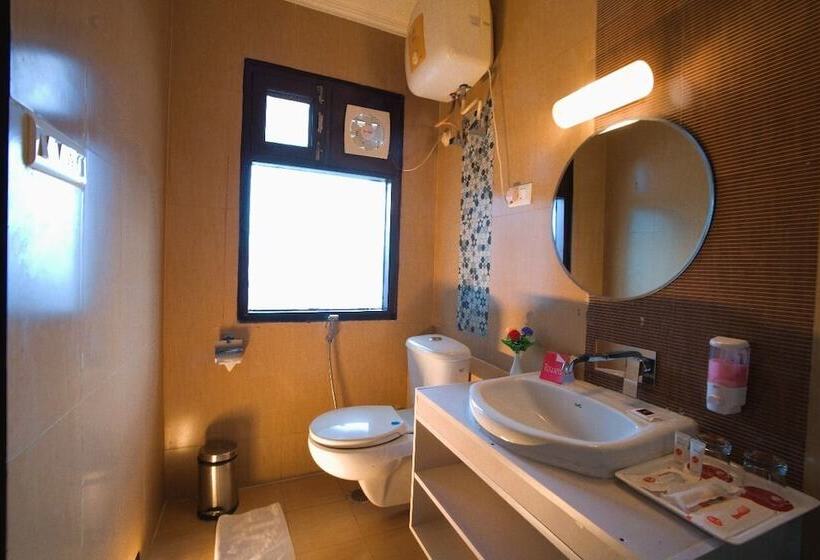 Номер Superior, Zip By Spree Hotels Shirdi