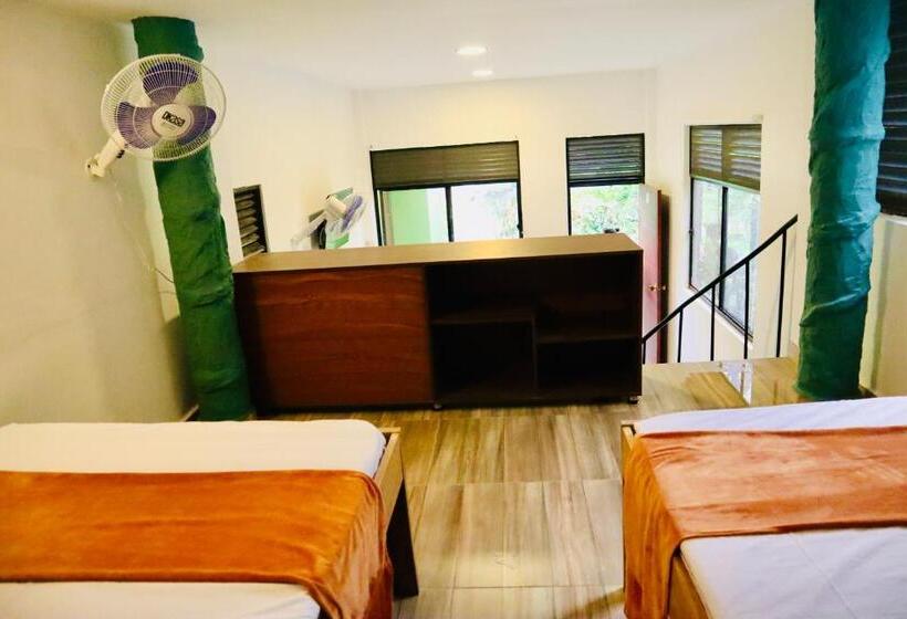 Семейный Номер, Eco Hotel Campestre Atlantis San Joaquín La Mesa