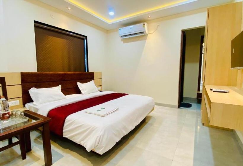 Номер Deluxe, Ocean Inn