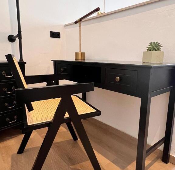 استودیوی لوکس, Modern Stay I Cosy & Central Apartments