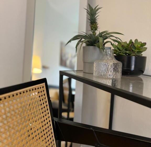 استودیوی استاندارد, Modern Stay I Cosy & Central Apartments