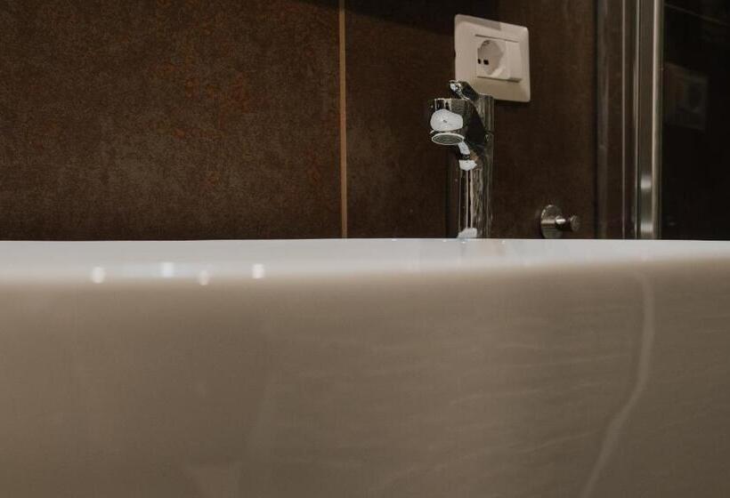 اتاق استاندارد با تخت بزرگ, Marcone Luxury Rooms   Il Giardino Di Pietra