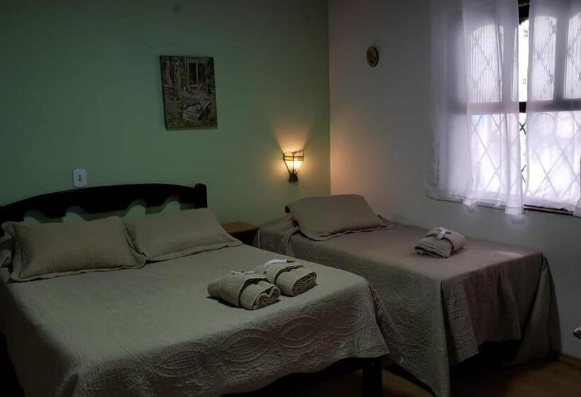 4인용 스탠다드 룸, Casa D Antônia Pousada
