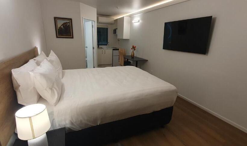 Студия Стандарт, The Haven Newmarket Suites