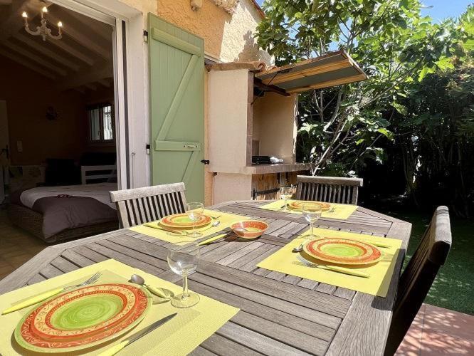 Номер Стандарт Трехместный, La Bastide Du Levant A 50m De La Plage