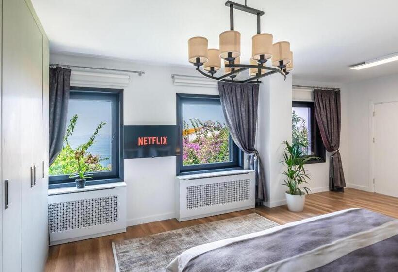 סוויטת ג'וניור נוף לים, Hillora Hotel Buyukada