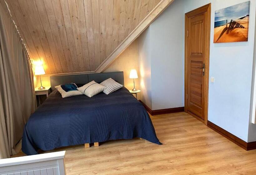 اتاق لوکس با بالکن, Sunrise Beach Villa