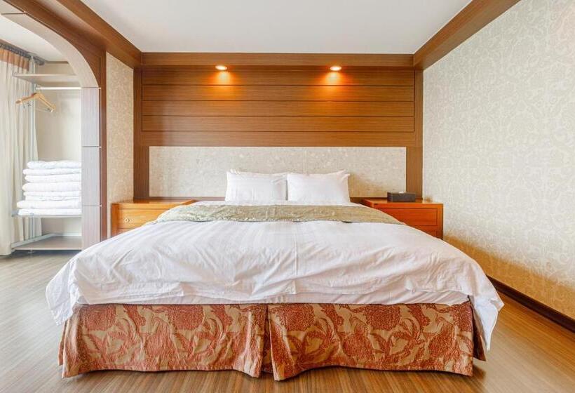 4인용 스탠다드 룸, Taean Beach Resort Pension
