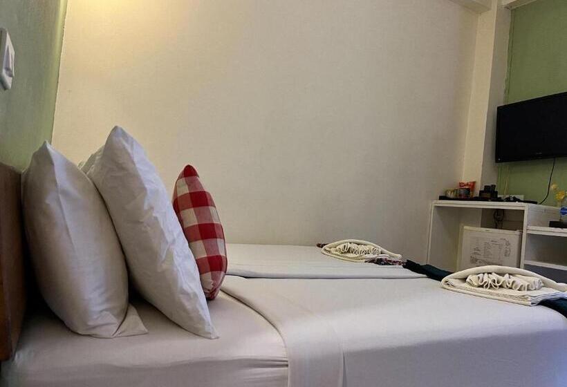 اتاق استاندارد, Thanicha Resort Amphawa