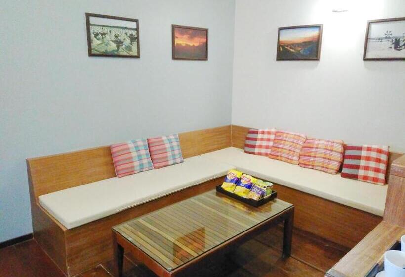سوییت خانوادگی, Thanicha Resort Amphawa