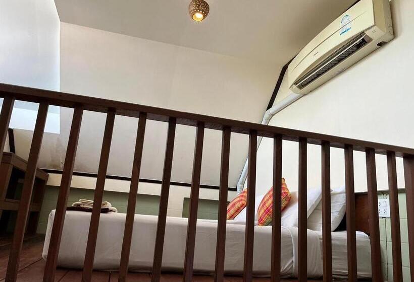 سوییت دوبلکس, Thanicha Resort Amphawa