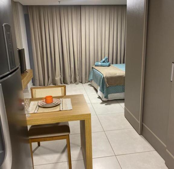 سوئیت با بالکن, Inova Flats Premium No Condominio Cosmopolitan
