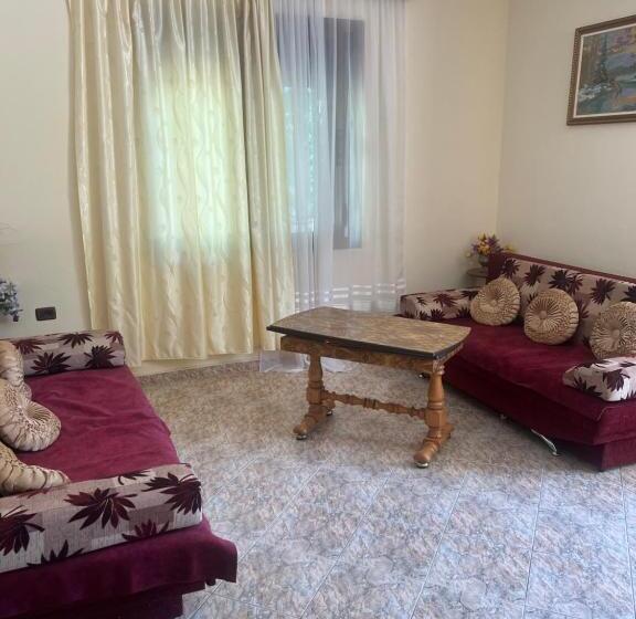 스탠다드 트리플 발코니 룸, Guesthouse Vlore