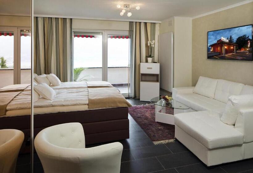 Полулюкс с Балконом, Boutique Hotel Albergo Brione