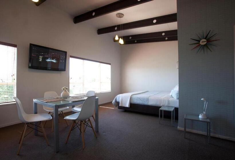 Апартаменты Deluxe 1 Спальня, Broadway Motel & Miro Court Villas