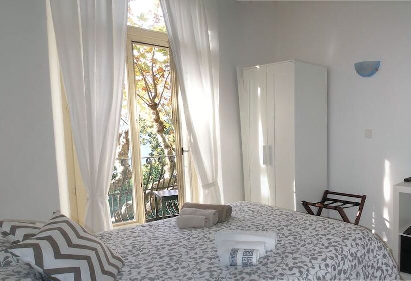 اتاق لوکس با بالکن, Firenze Lugano