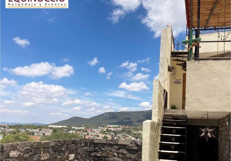 اتاق لوکس با تخت بزرگ, Posada Equinoccio