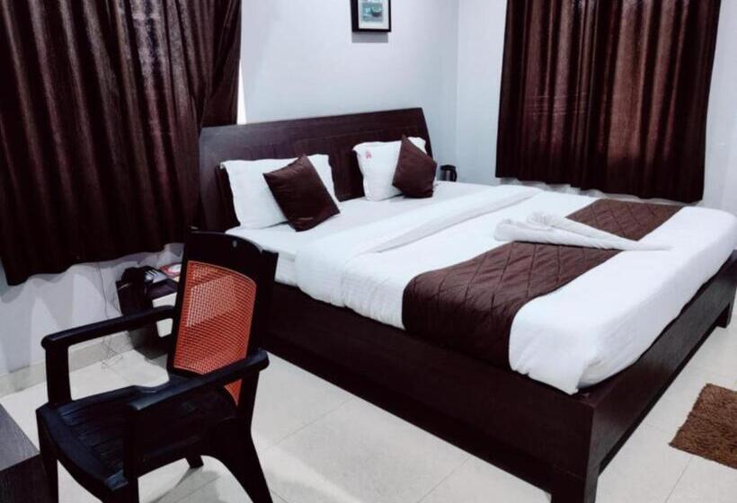Номер Deluxe Кровать Кинг, Shivangi Puri