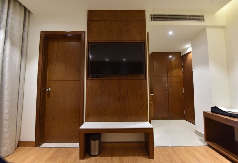 Номер Superior, Rama Continental