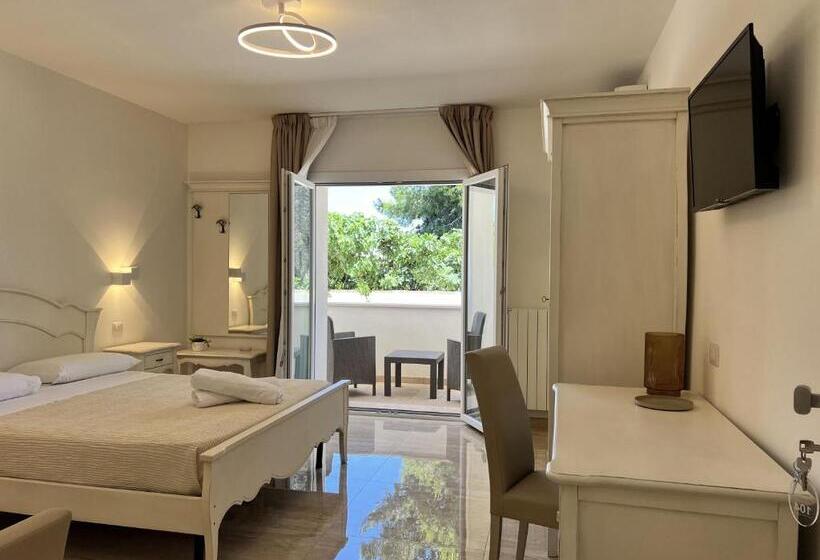 Номер Стандарт Трехместный, Dimore Relais   Suite Garden Breakfast