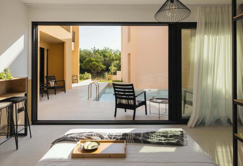 سوییت لوکس, Marea Luxury Suites