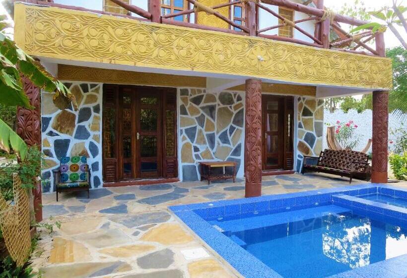 Трехместный Номер Стандарт Вид на Сад, Queen Of Sheba Beach Lodge