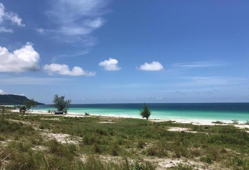 بانگلوی استاندارد, Soksan Natura Beach