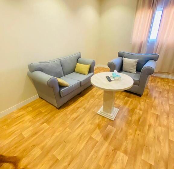 اتاق استاندارد با تخت بزرگ, Al Gifary