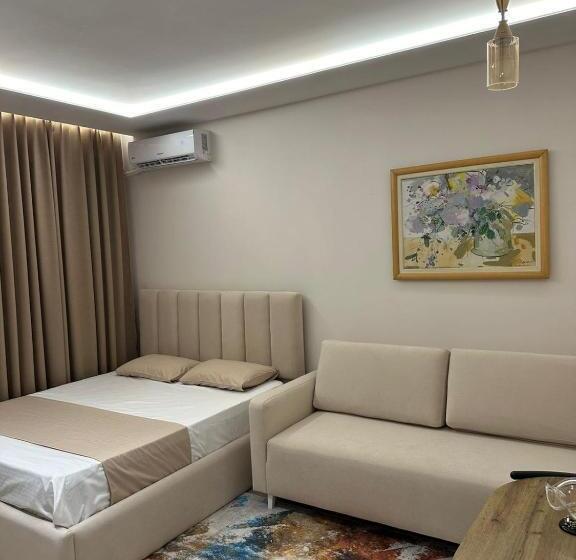 استودیوی سوپریور, Home To Go Studio Apartament