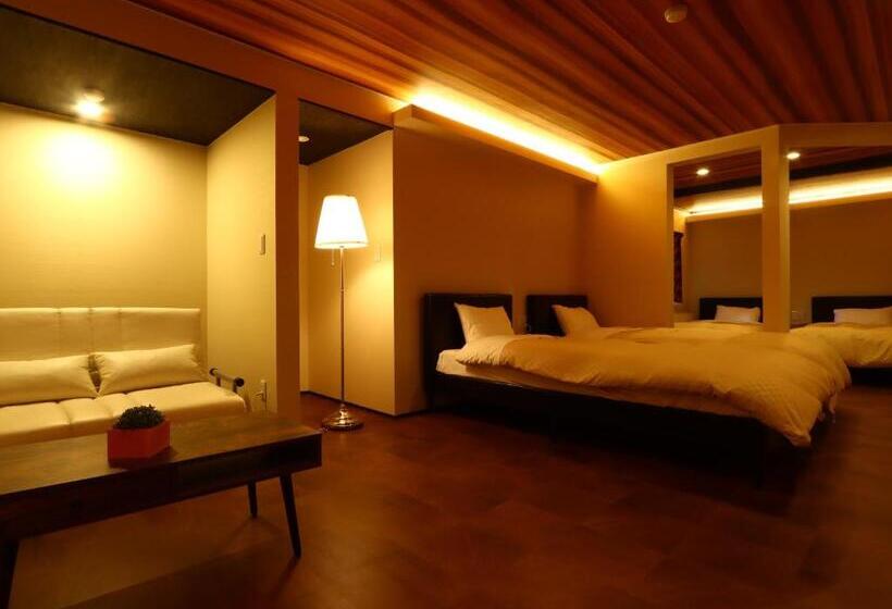 Quarto Quádruplo Estandar, Villa Monrepos