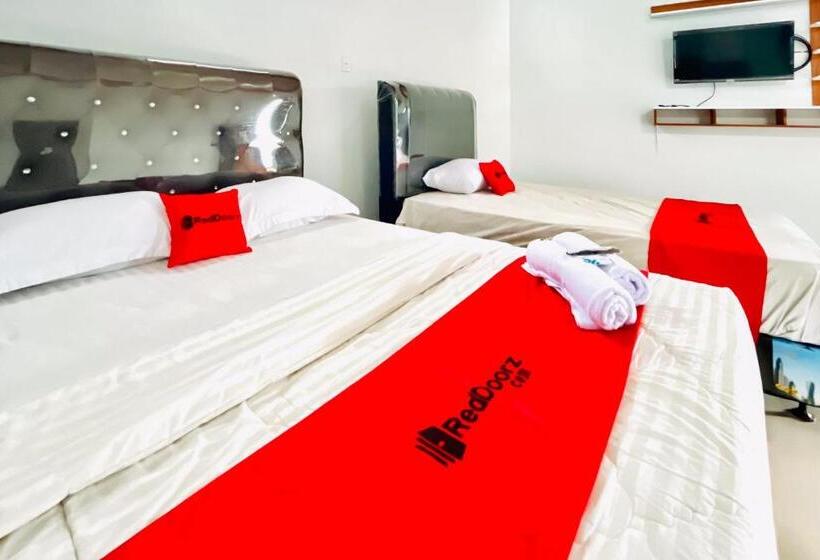 Семейный Номер, Reddoorz At Mg House Siantar Timur
