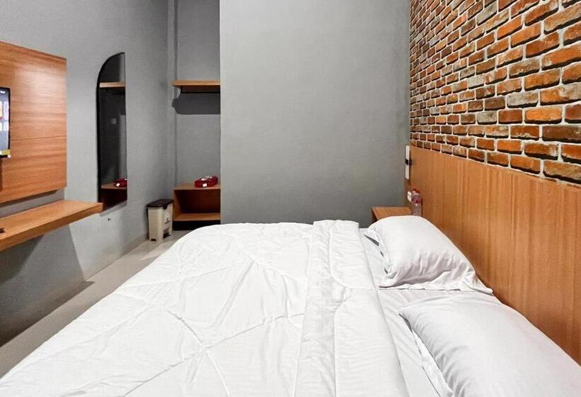 اتاق لوکس, Reddoorz Plus At New Favour Hotel Gunung Dempo