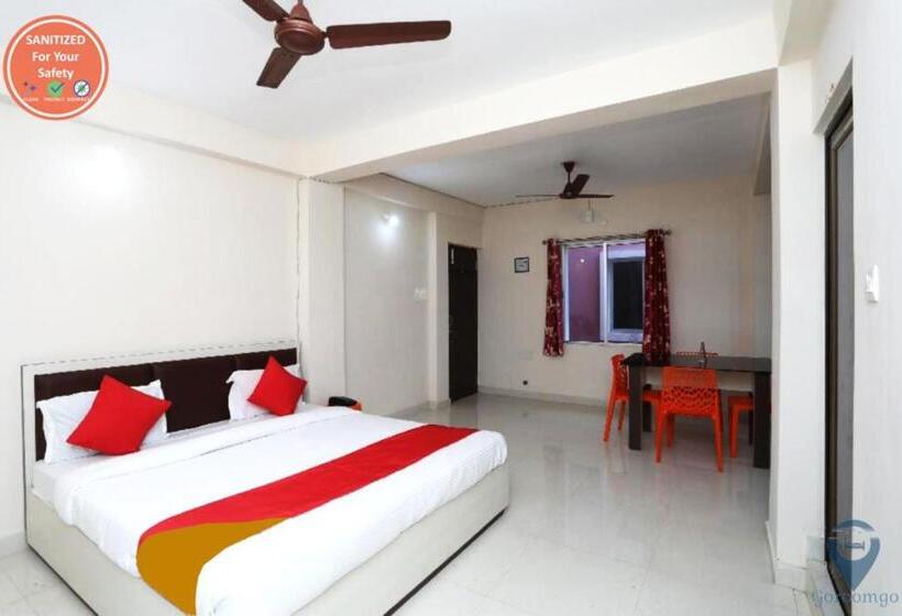 Номер Deluxe, Grand Resort Puri   Swimming Pool And Garden, Near Sea Beach And Temple Fully Air Conditioned