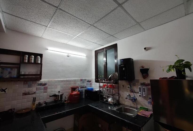 آپارتمان 1 خوابه با بالکن, 1 Bhk Apartment Behind Lulu Mall