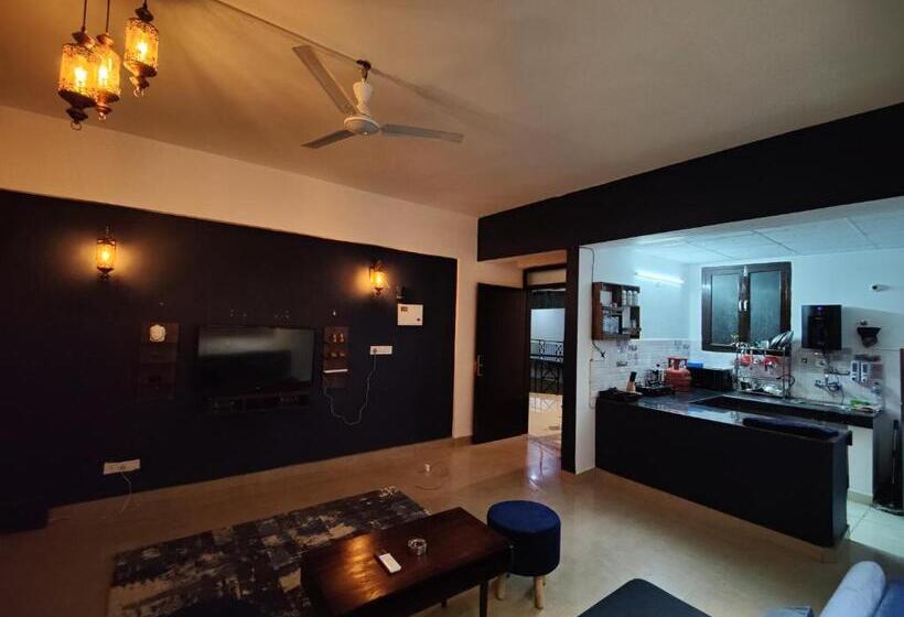 آپارتمان 1 خوابه با بالکن, 1 Bhk Apartment Behind Lulu Mall