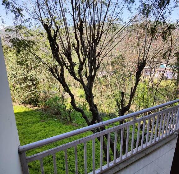 패밀리 룸 산 전망, Alaknanda Motel & Restaurant