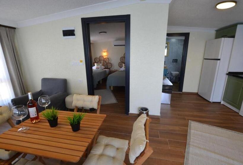 Люкс, Ados Otel